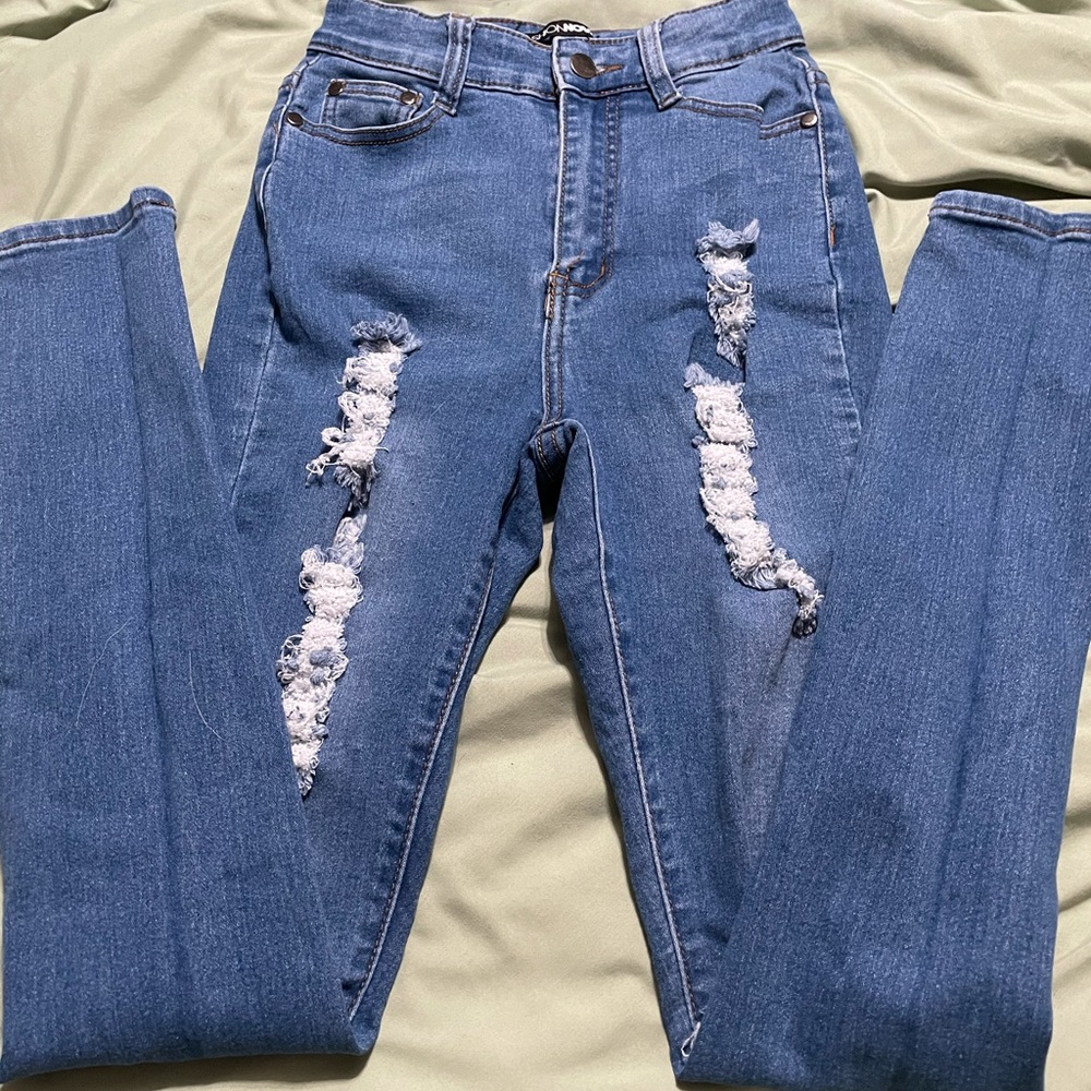 Fashion nova ripped jeans
